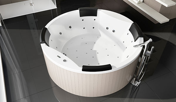 Badewanne Rund mit Whirlpool Funktion